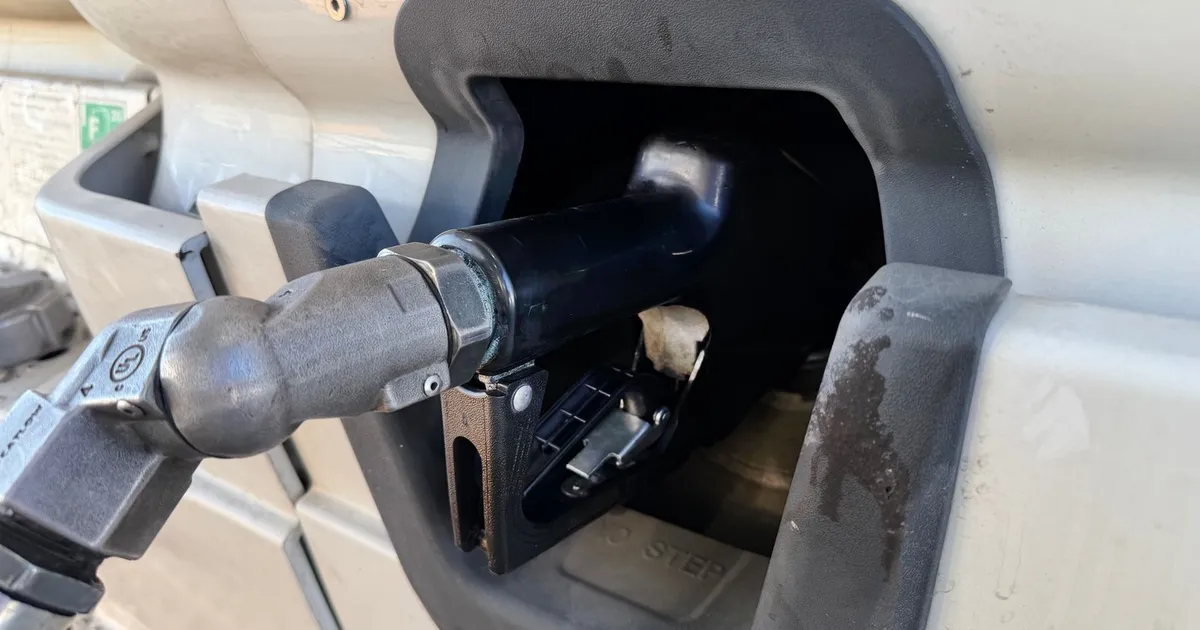 Criza aprovizionării cu motorină ar putea persista până în 2027, avertizează experții de la AIE