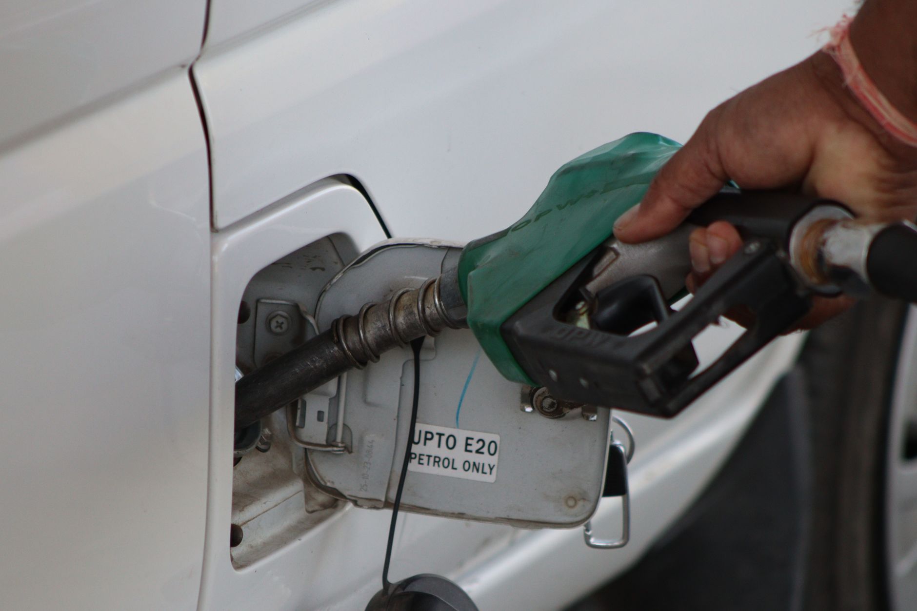 Prețurile la motorină depășesc nivelurile de dinainte de acordul lui Trump cu Putin