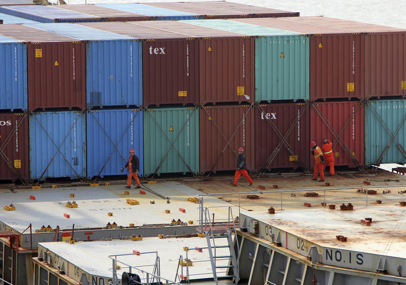 Deficitul comercial al României a ajuns la 82 de milioane de euro pe zi în 2026