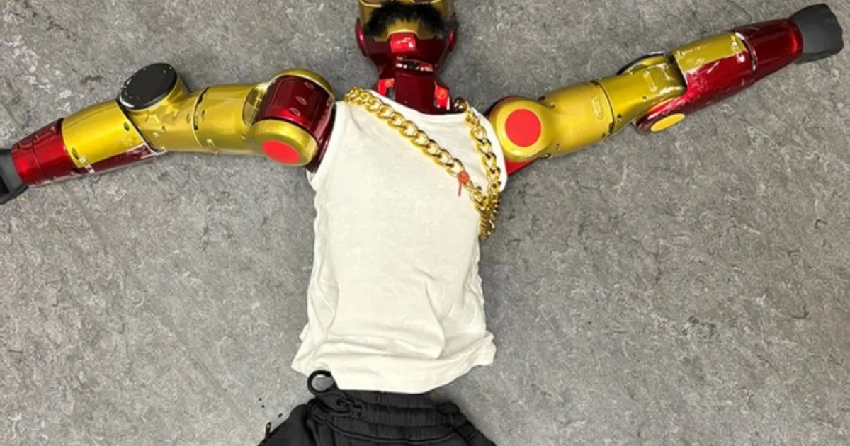 Anchetă polițienă în Germania după ce un robot umanoid a agresat o adolescentă de 16 ani