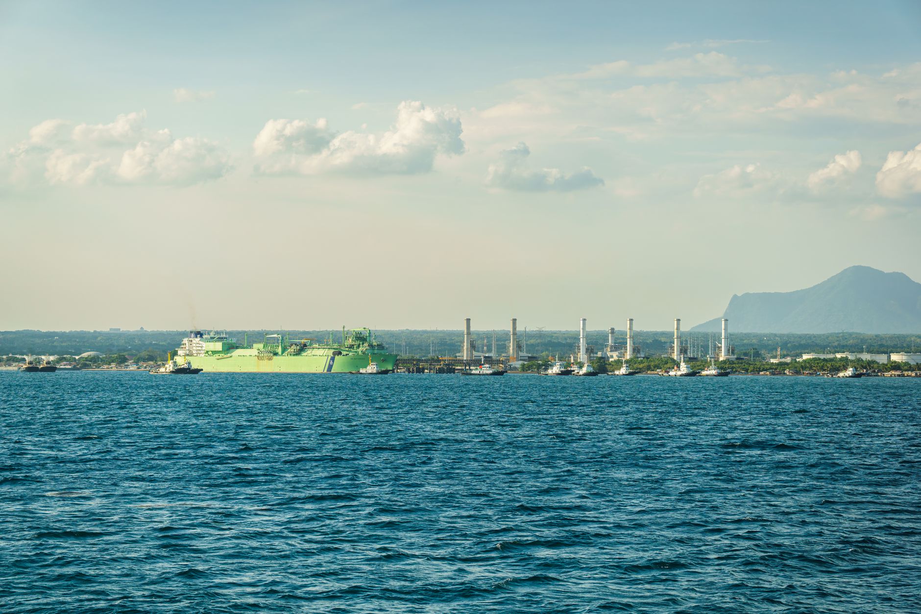 Compania Atlantic SEE LNG Trade menține interesul pentru importul de gaze din SUA către România