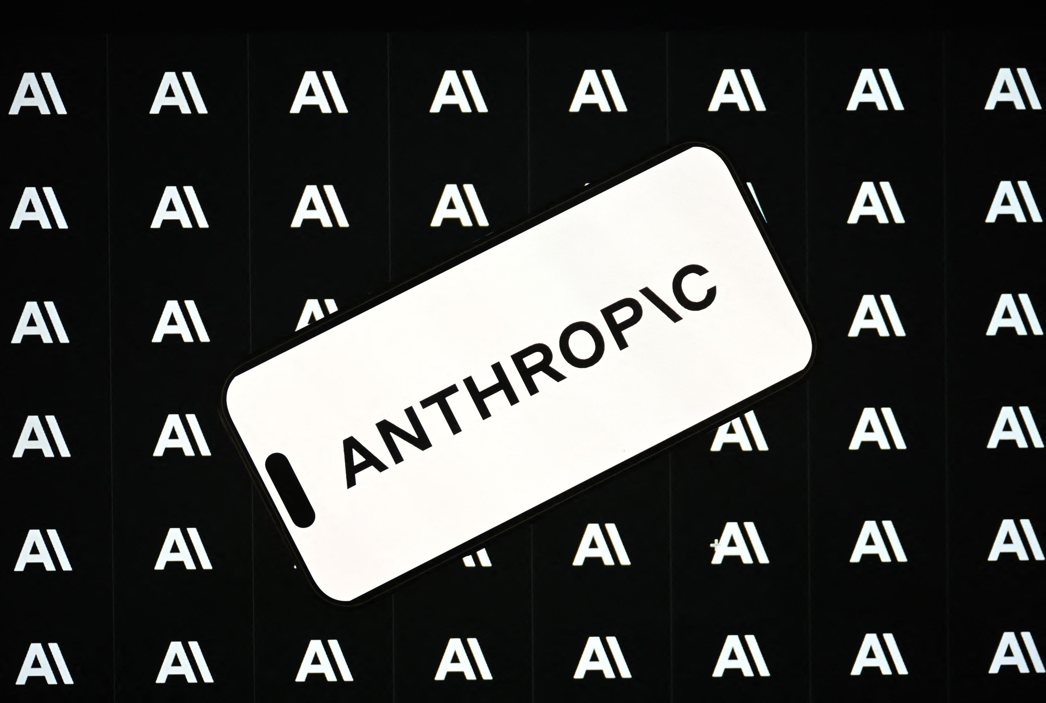 Anthropic va aloca 48 de miliarde de dolari către un fond public pentru a atenua impactul AI asupra muncii