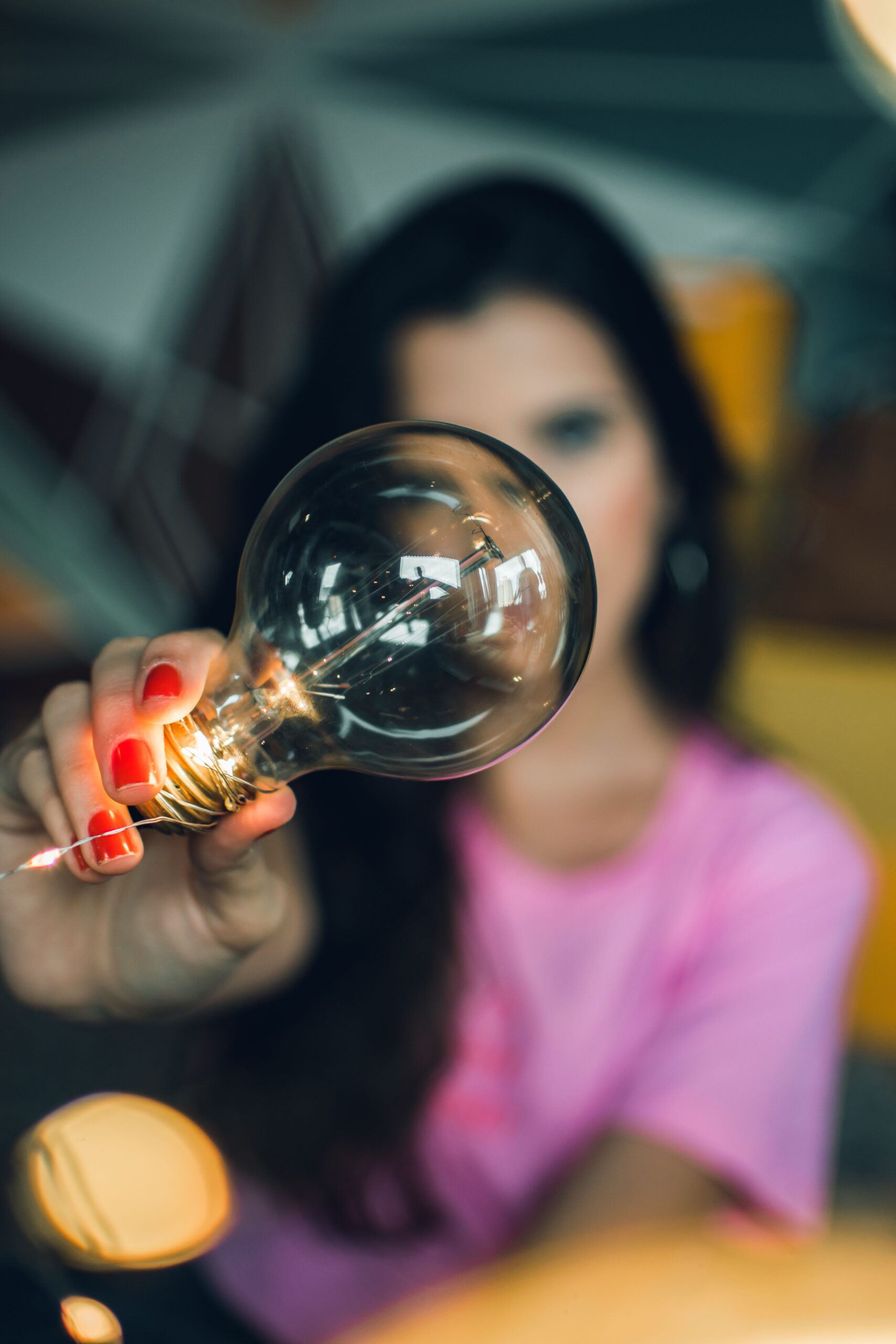 Evoluția sistemului energetic românesc: de la ascunderea penuriei prin decrete la vizibilitatea prețurilor de piață