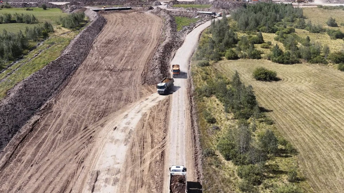 Întârzieri majore pe Autostrada A8: Lotul Ditrău - Grințieș a primit certificat negativ de la CNIR