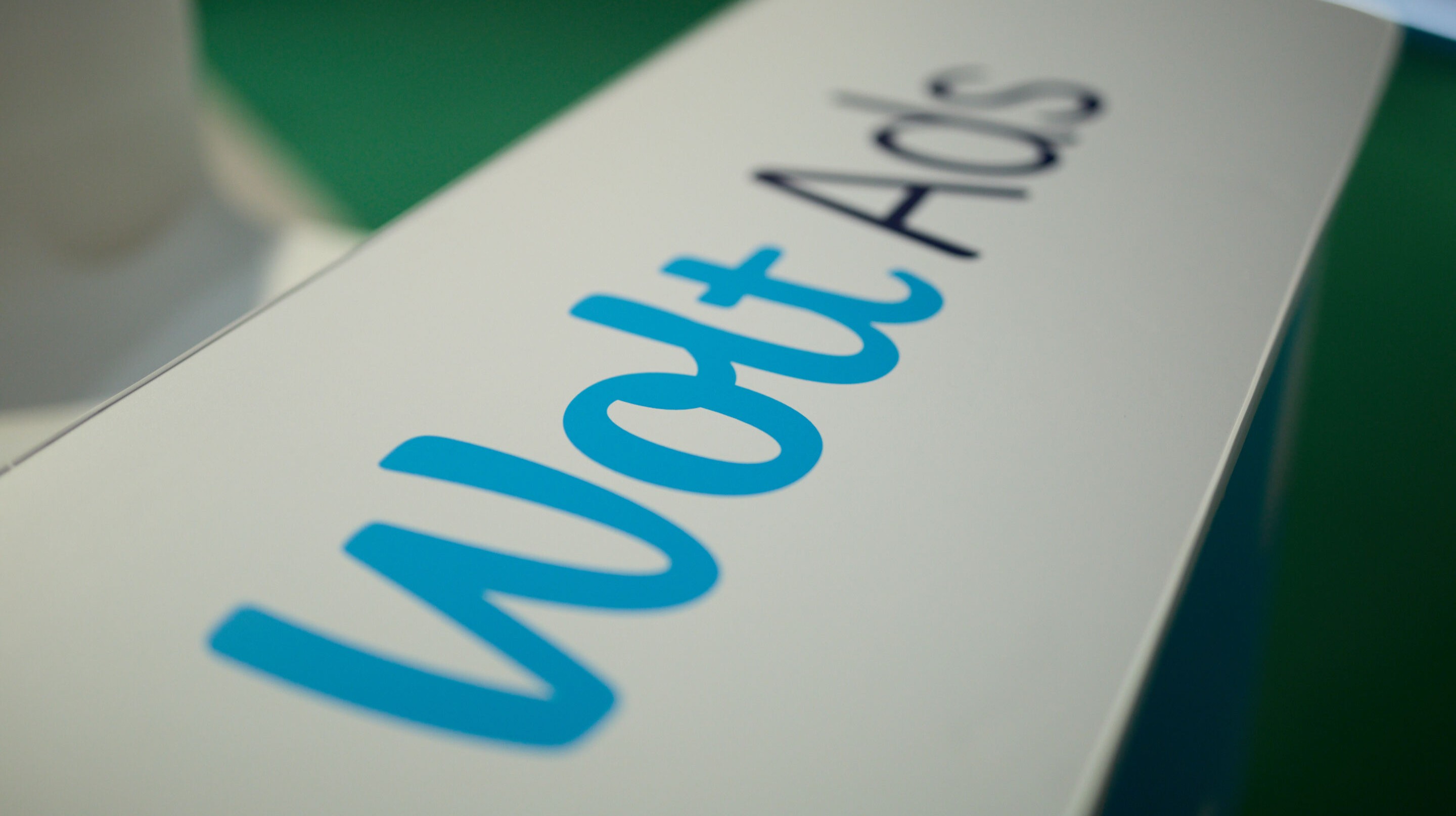Wolt și Deliveroo lansează noi instrumente de publicitate pentru branduri și comercianți