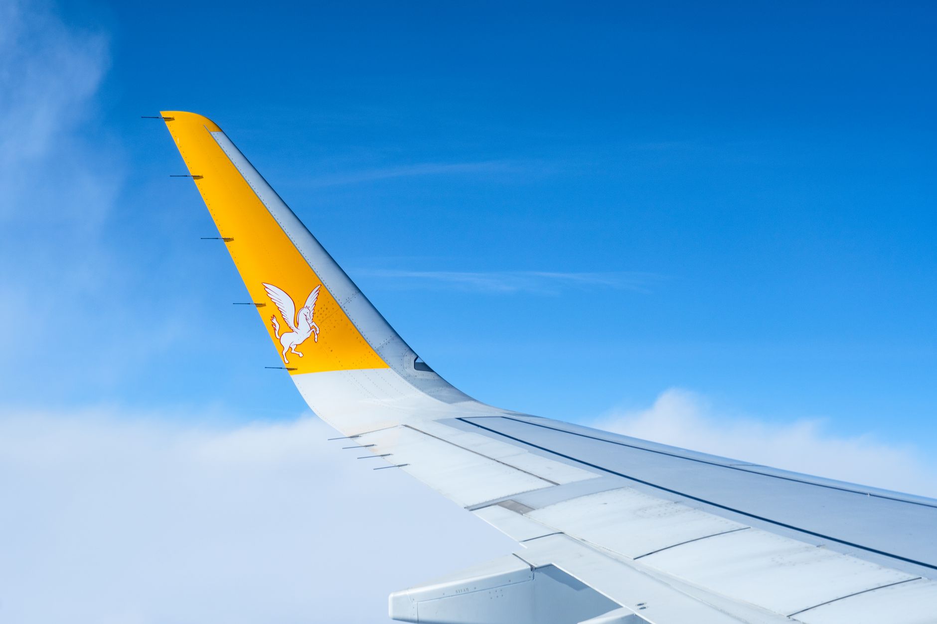 Tarifele la zborurile europene ar putea crește cu până la 20% în 2027, avertizează Ryanair