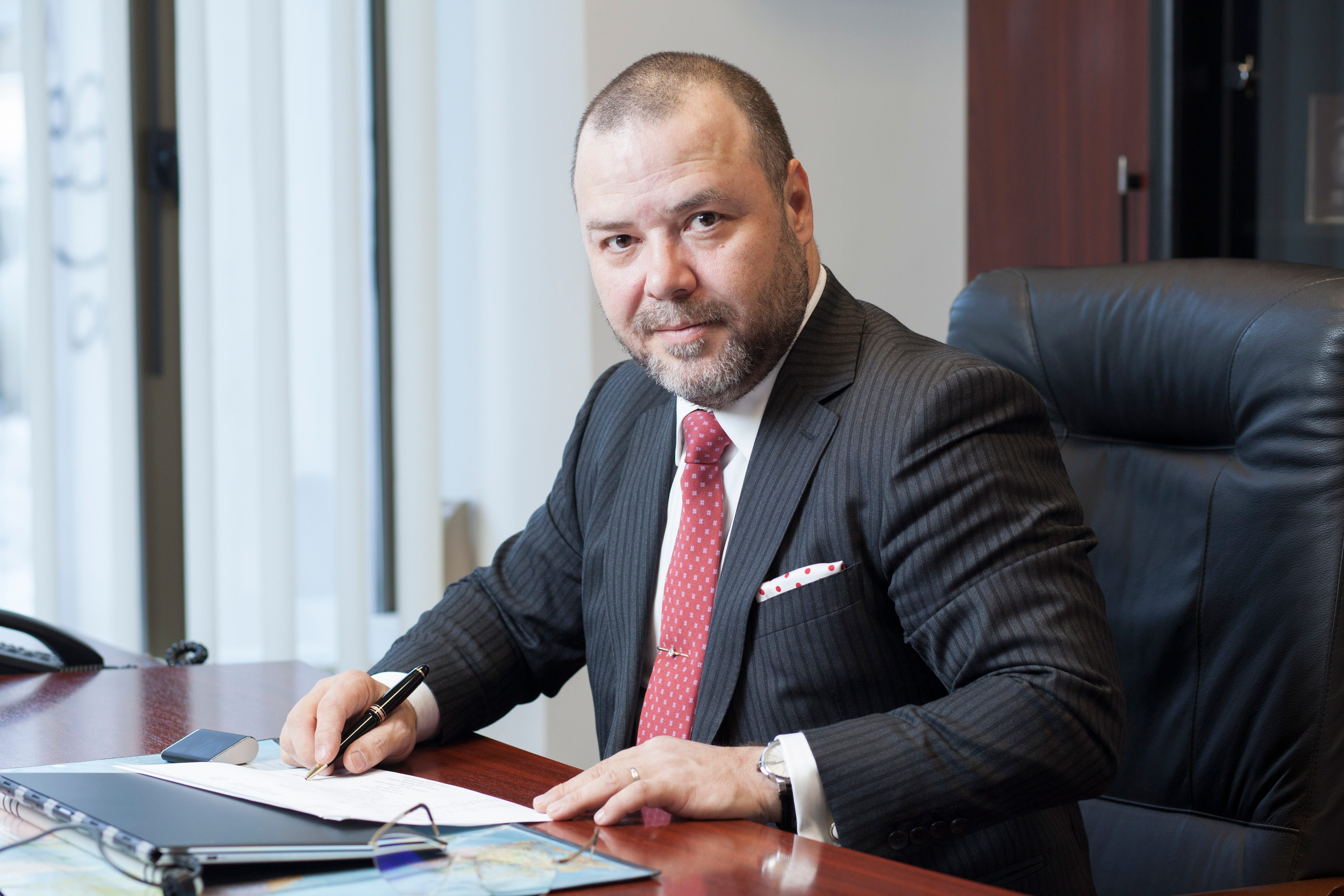 Riscul legislativ este principala provocare pentru industria bancară din România, conform ARB