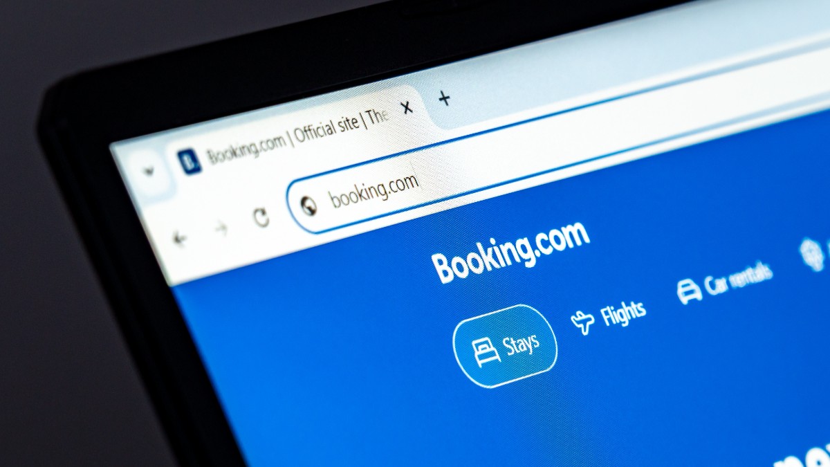 Comisia Europeană deschide o anchetă oficială împotriva Booking.com pentru riscuri de fraudă