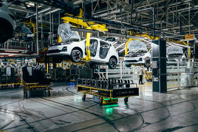 Uzina Dacia din Maroc pregătește industrializarea noii generații Sandero electrice