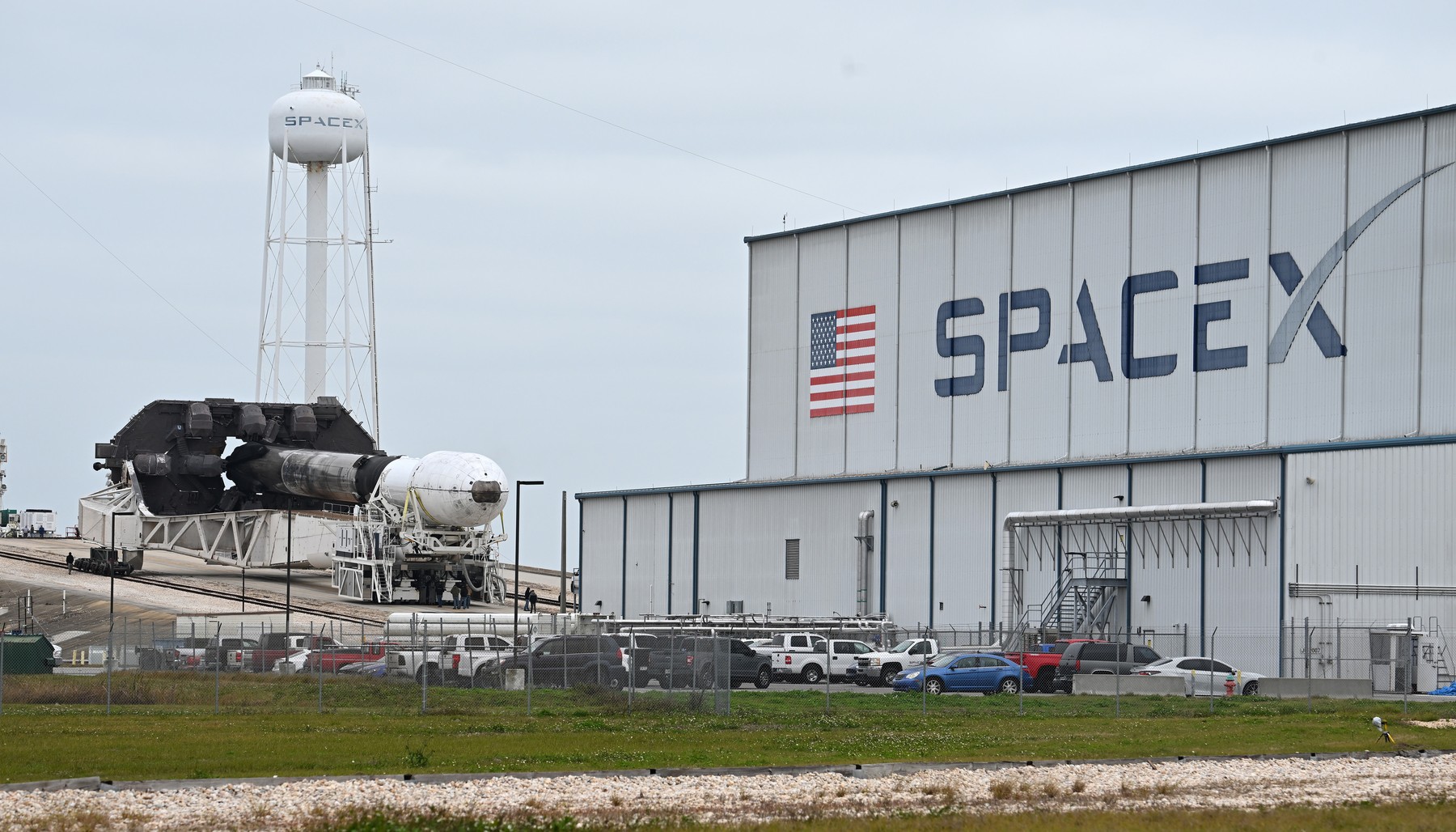 SpaceX acumulează 40 de miliarde de dolari în datorii pentru achiziționarea de cipuri de inteligență artificială