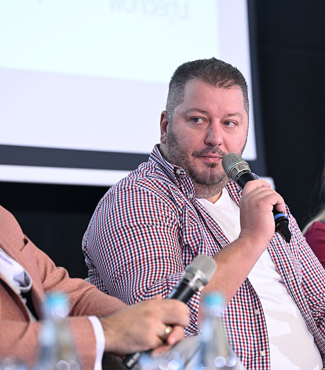 Tehnologia angajaților digitali de la Outcome1.AI este deja utilizată de companii din România