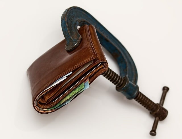 Ministere cer sume echivalente cu aproape 3% din PIB pentru rectificarea bugetară de urgență
