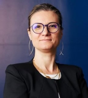 Impactul inteligenței artificiale asupra controlului social și a democrației în societatea modernă