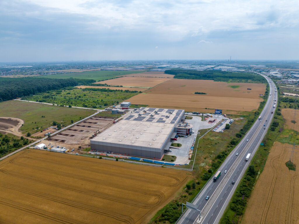 Piața industrială și logistică din România se extinde, stocul modern depășind 8 milioane mp