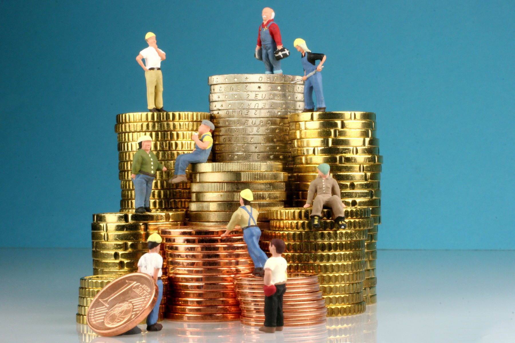 Piața fondurilor de investiții din România a depășit pragul de 1,5 milioane de investitori