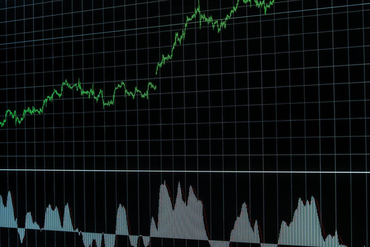Deficitul comercial al SUA a crescut neașteptat din cauza investițiilor masive în inteligența artificială