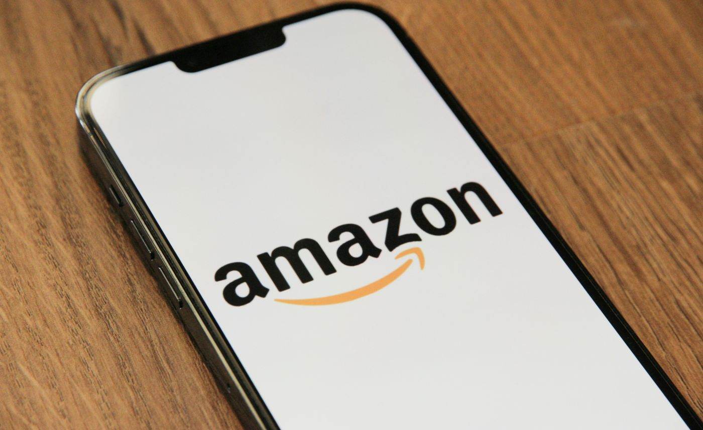 Amazon extinde gama de dispozitive Alexa cu cinci produse noi pentru locuințele inteligente