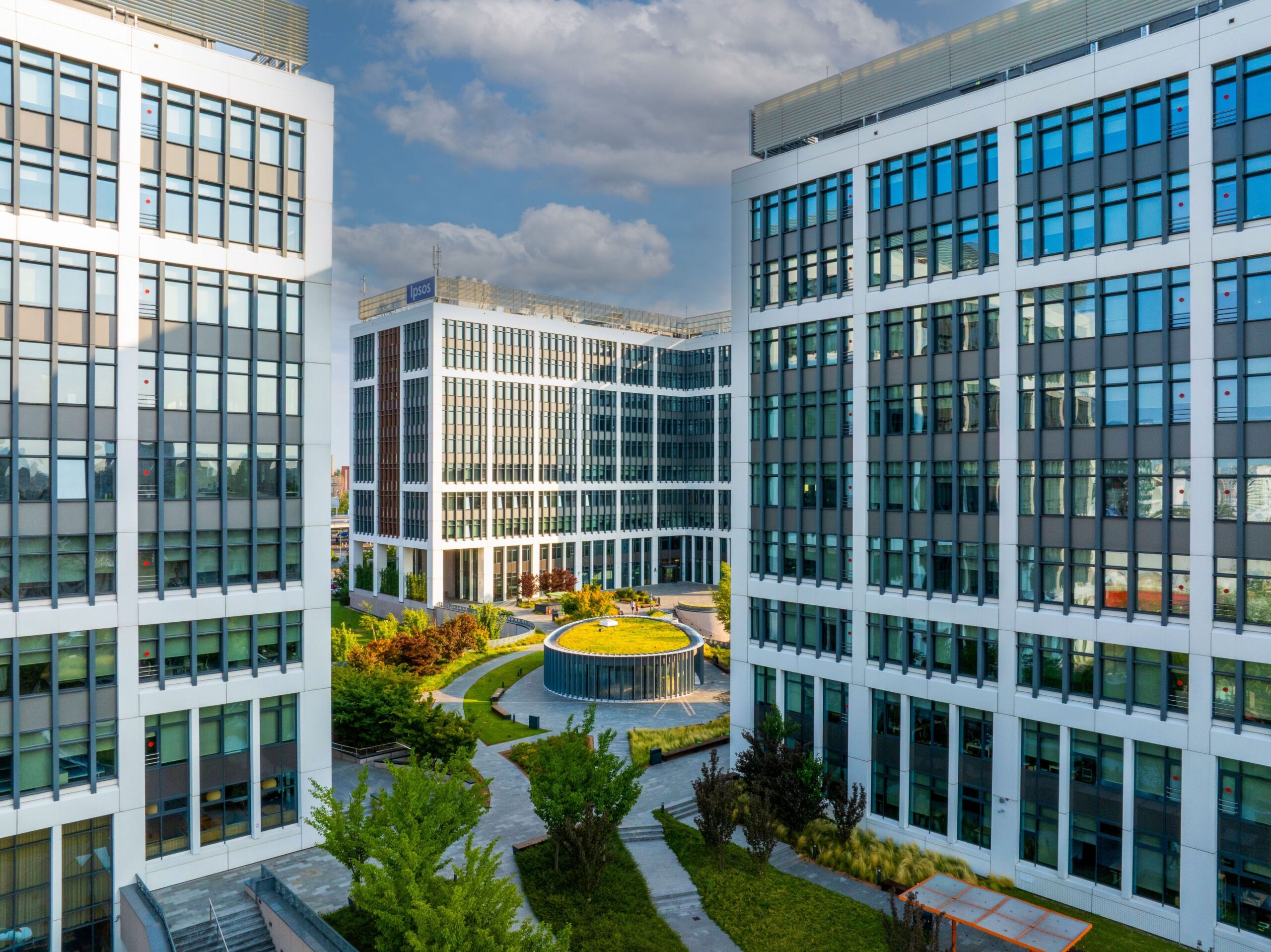 Evoke România își prelungește activitatea în complexul Business Garden Bucharest