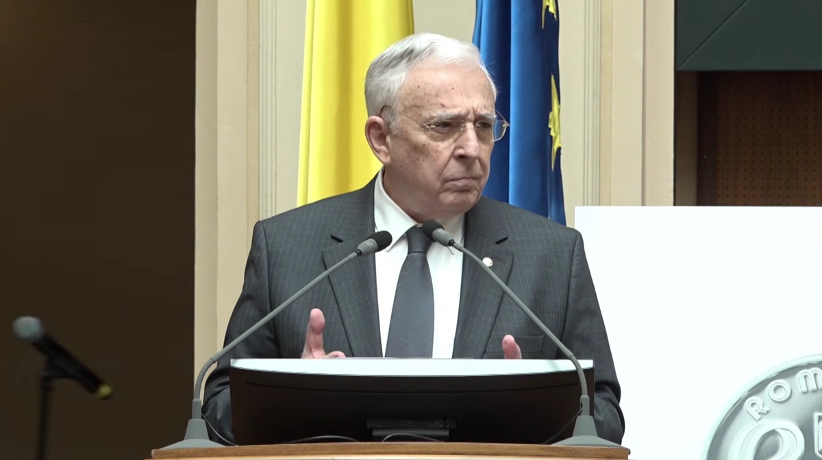 Mugur Isărescu: Consolidarea fiscal-bugetară este vitală pentru credibilitatea României