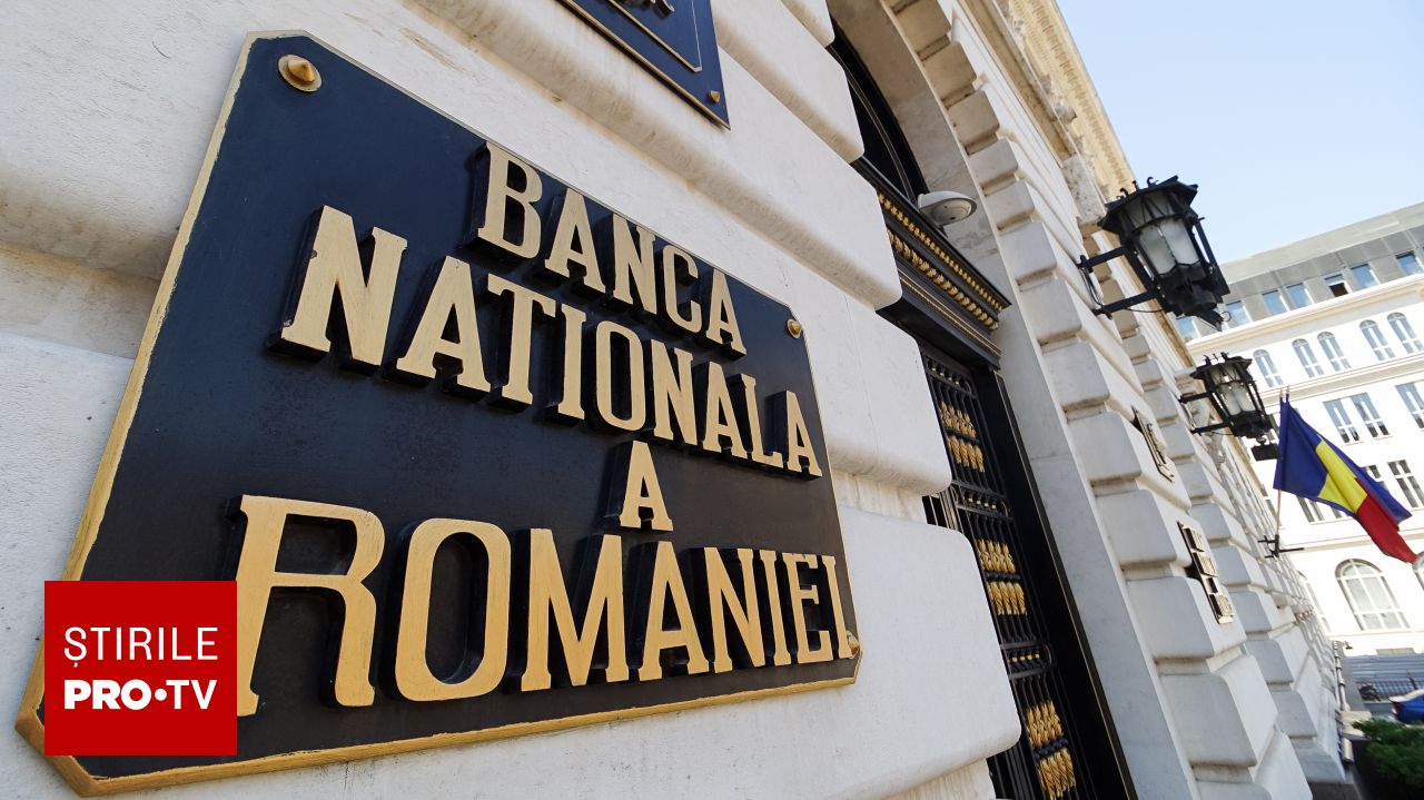 România cheltuie pe dobânzi mai mult decât pe deficitul bugetar țintit, avertizează BNR