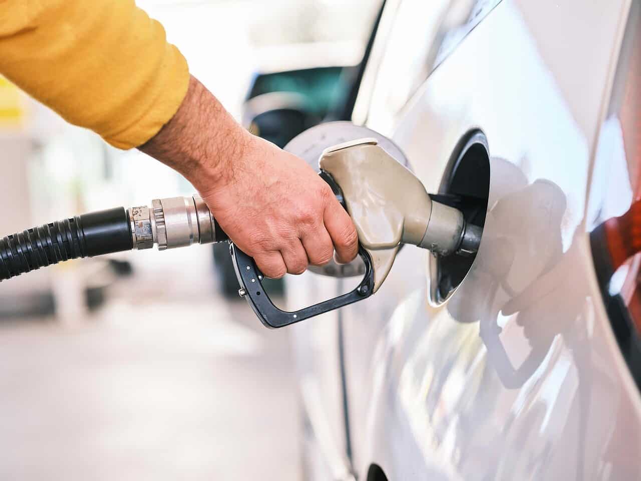 Acciza la motorină rămâne redusă cu 25% în prima jumătate a lunii octombrie