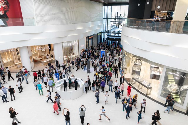 Piața de retail din România se concentrează pe modernizarea spațiilor existente, nu pe construcții noi