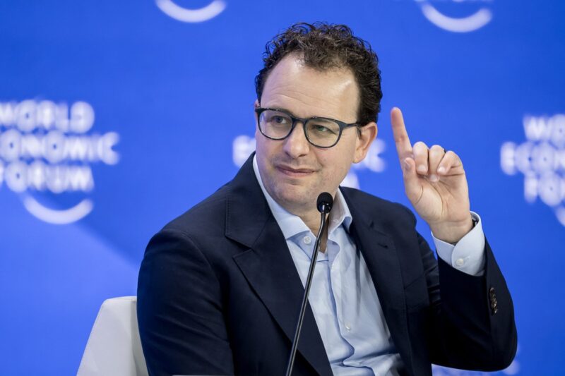 Dario Amodei, directorul Anthropic, este considerat o figură centrală și enigmatică în industria inteligenței artificiale