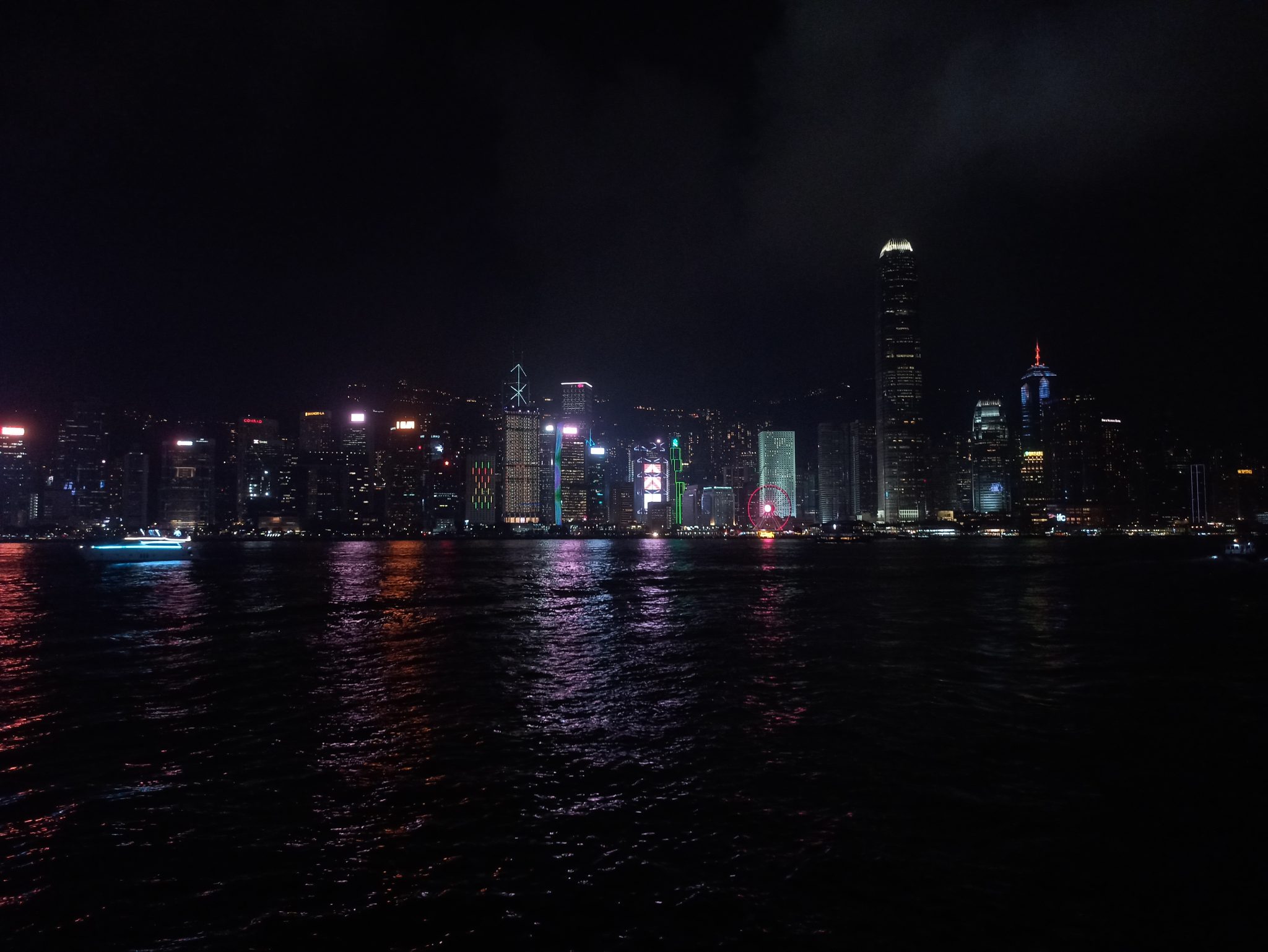 China Media Group a organizat un spectacol de lumini pe Burj Khalifa de ocazia Zilei Naționale a Chinei