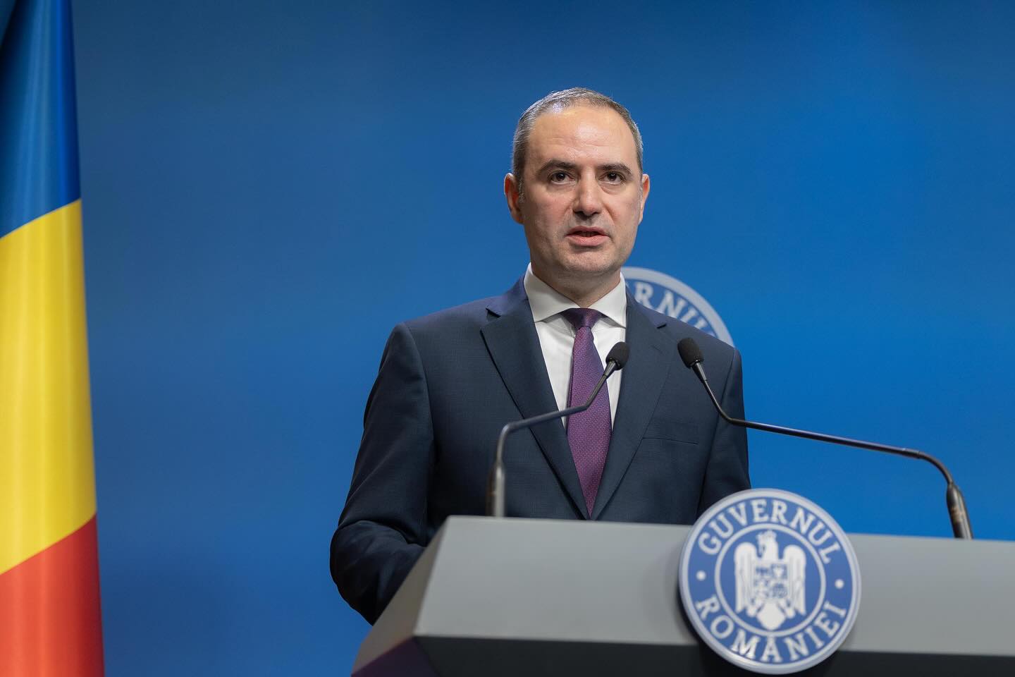 România își păstrează ratingul de investiții după evaluarea S&P, în ciuda riscurilor fiscale