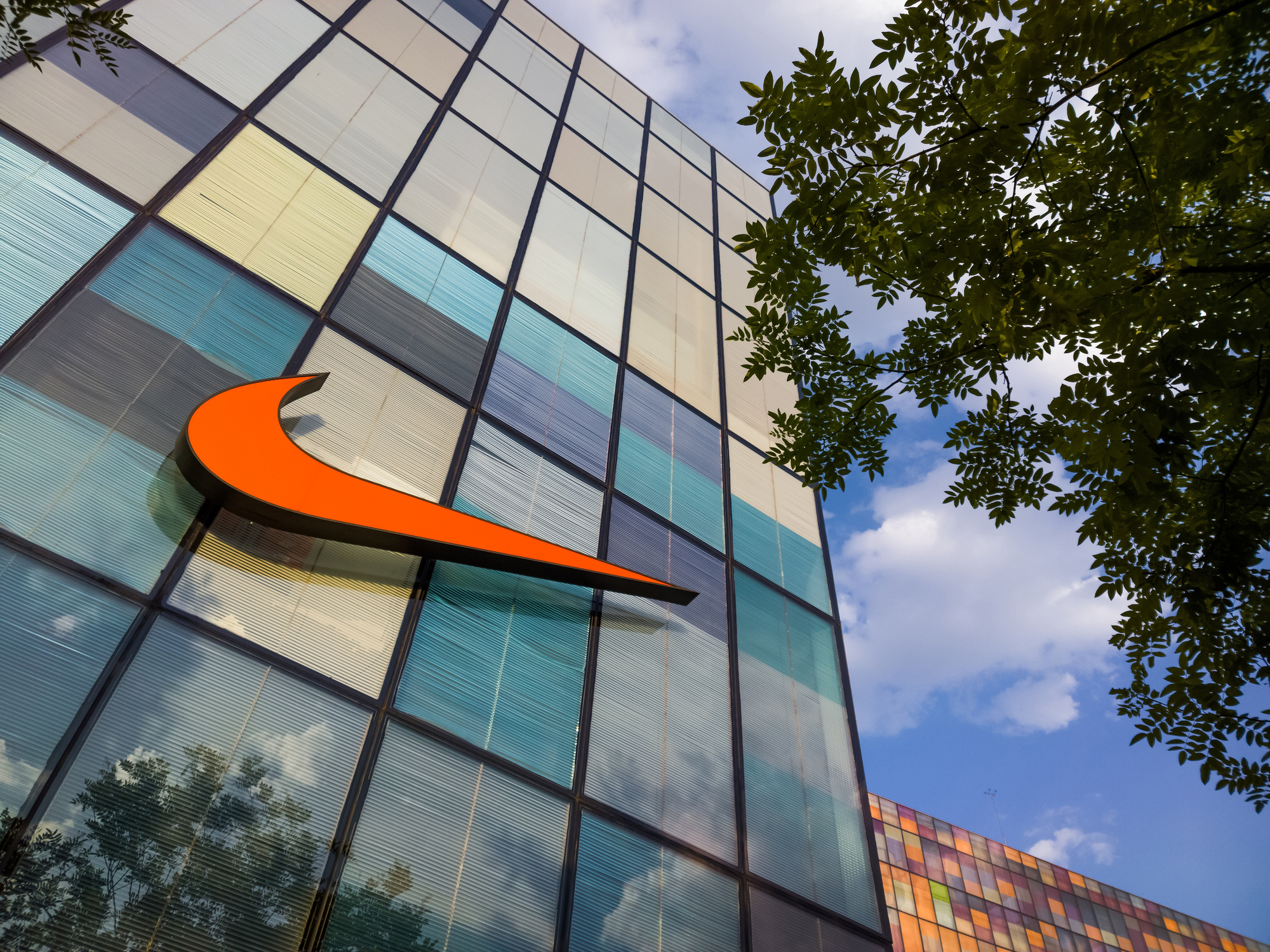 Nike pregătește noi disponibilizări și reorganizare globală după scăderea vânzărilor în China