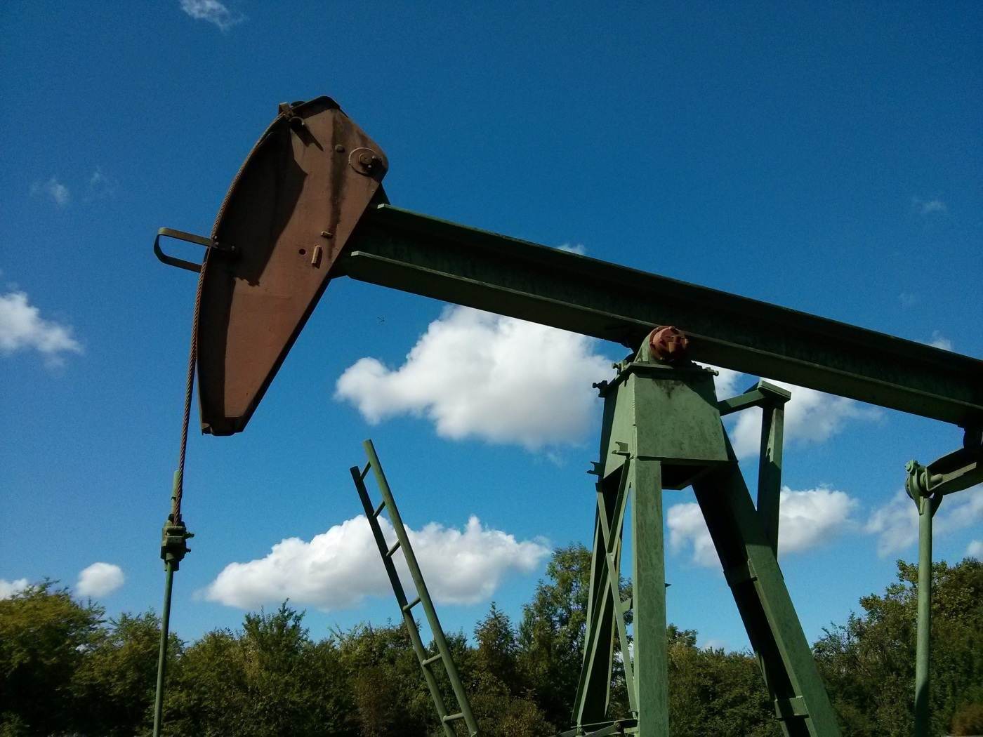 OPEC+ menține obiectivele de producție de petrol pentru luna noiembrie