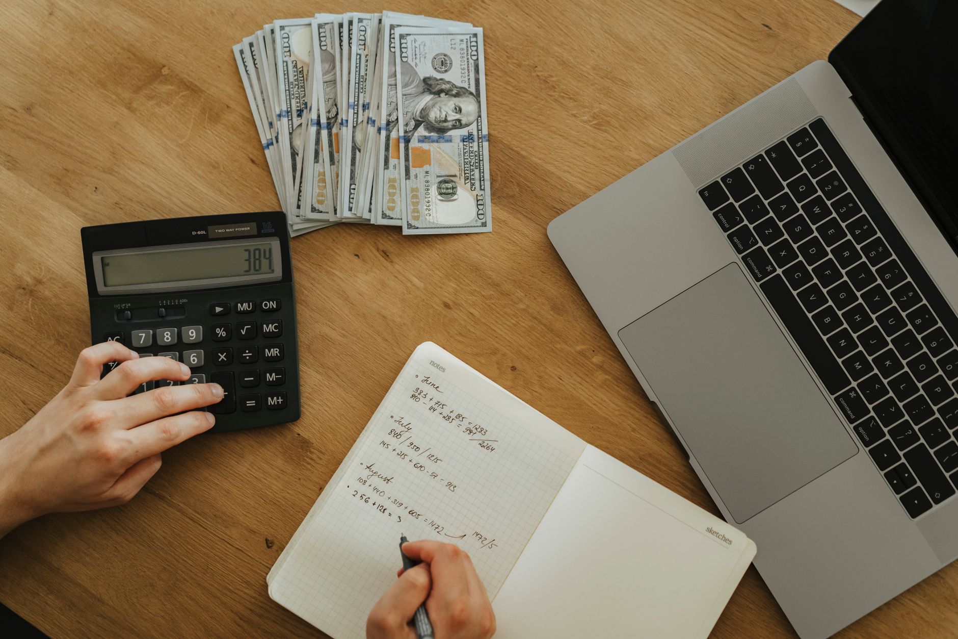 Organizarea bugetului personal: diferența dintre cheltuieli, rezervă și investiții