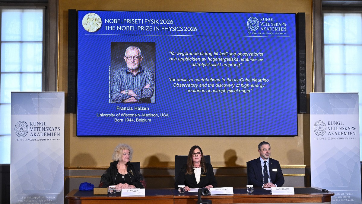 Francis Halzen primește Premiul Nobel pentru Fizică 2026 pentru cercetările asupra neutrinilor