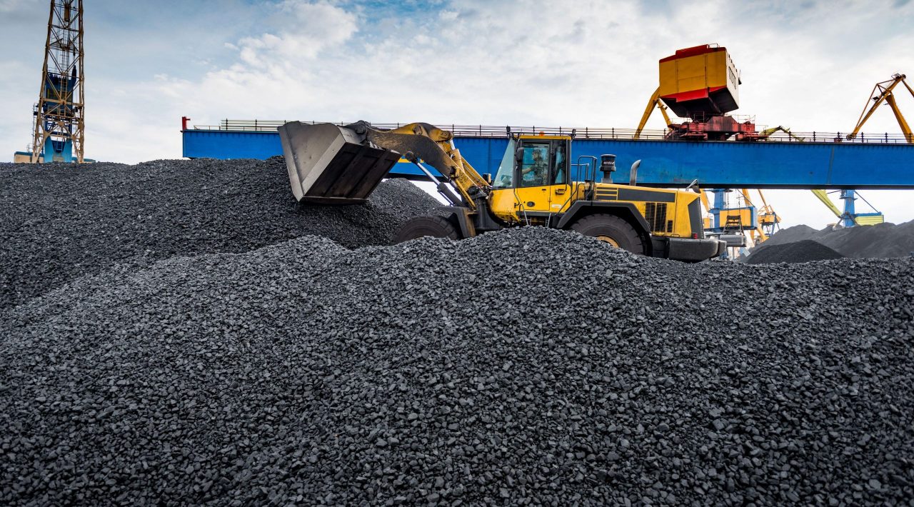 Analiza McKinsey: Sistemul energetic global se extinde simultan, regenerabilele nu înlocuiesc încă fosilii