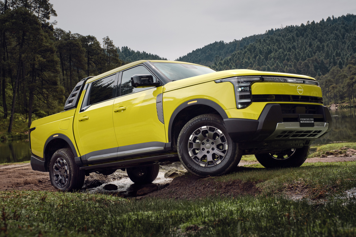 Nissan introduce primul pickup cu tehnologie plug-in hybrid în gama sa de vehicule Frontier Pro și Navara Pro