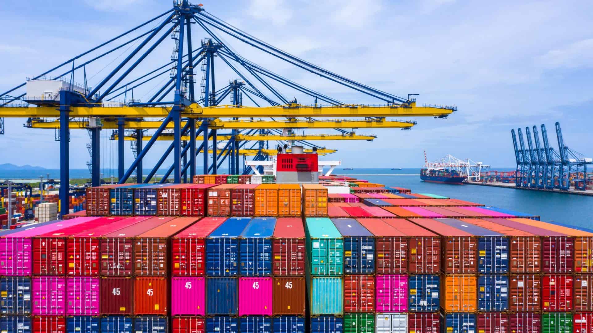 Exporturile Germaniei au scăzut pentru a doua lună consecutivă, în timp ce comenzile industriale au surpat