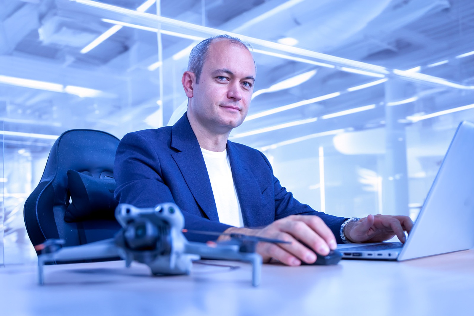 DroneFlight lansează în România servicii de supraveghere cu drone operate de la distanță