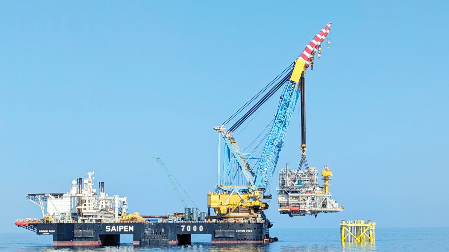 OMV Petrom: Marja de rafinare a crescut la 41,8 dolari pe baril în trimestrul al treilea