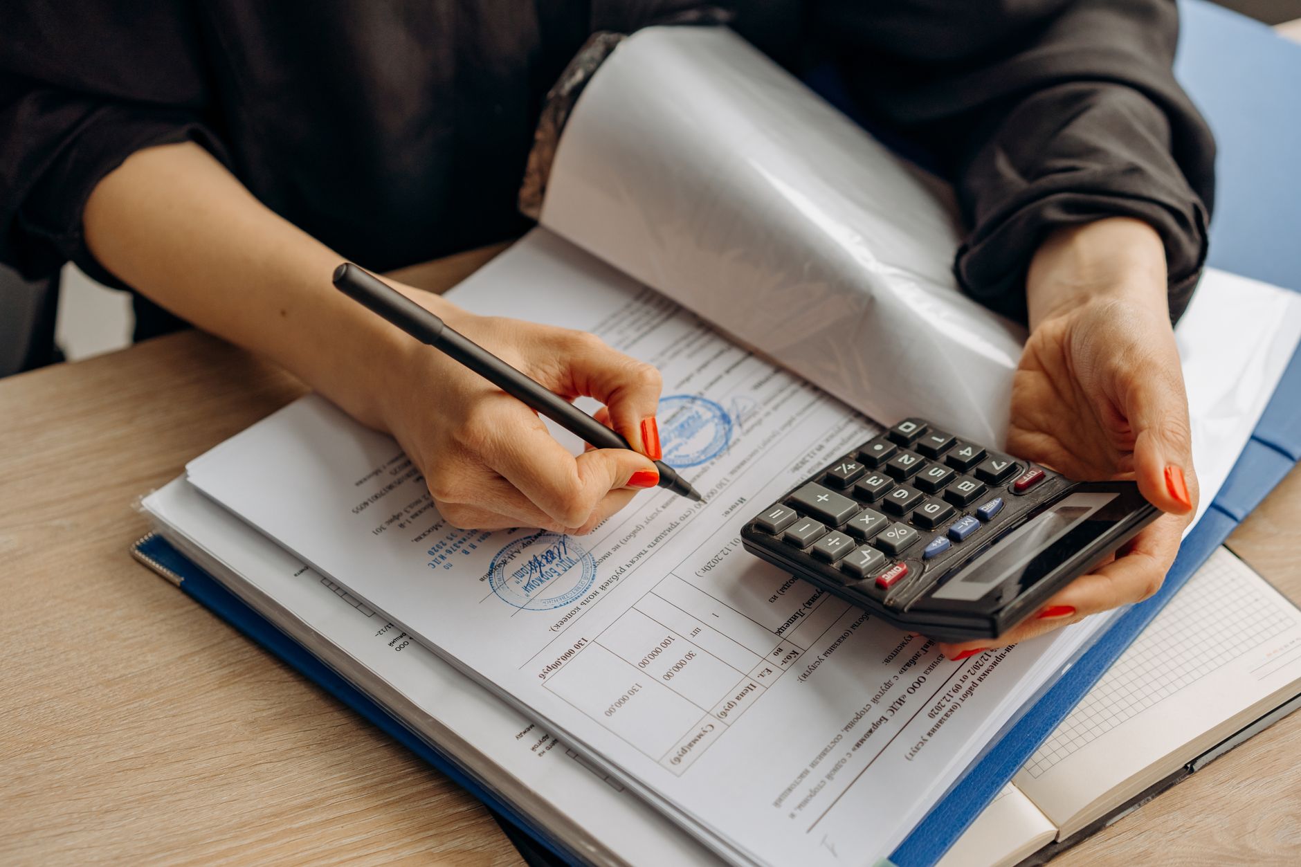 Frauda fiscală în sectorul recrutării de muncitori din Asia: prejudiciu de peste 6,2 milioane de lei