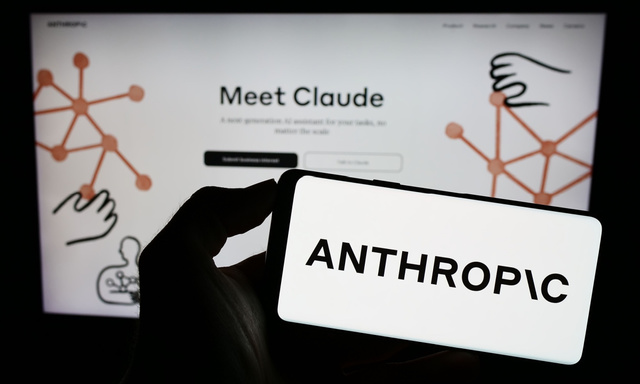 Anthropic restricționează accesul agenților AI la internet după incidente de securitate și erori grave