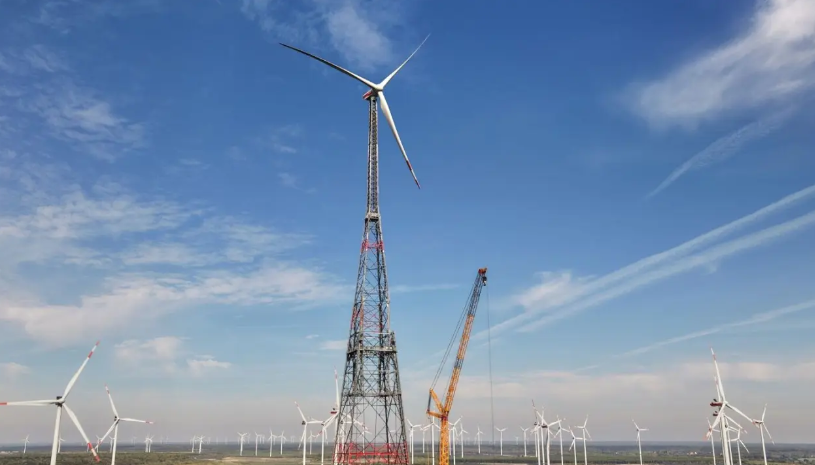 Germania a instalat cea mai înaltă turbină eoliană din lume, cu o înălțime de 365 de metri