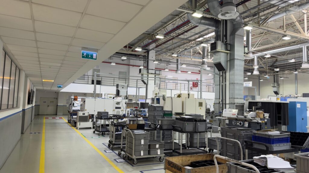 Componente fabricate la Iași sunt utilizate în aripile avioanelor Airbus A320
