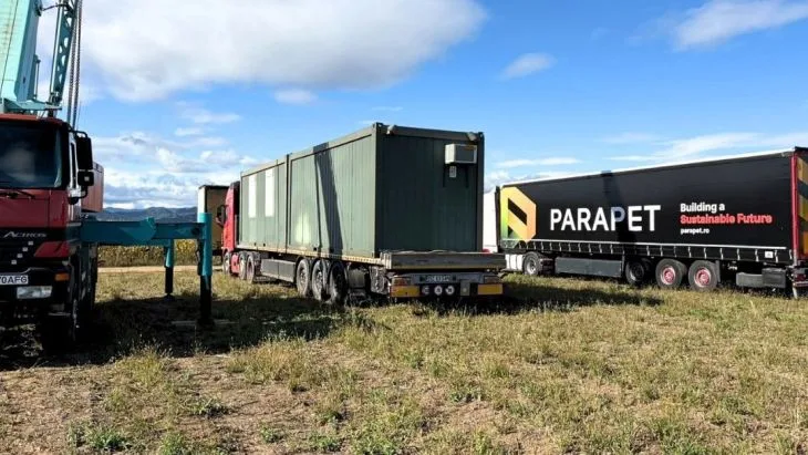 Proiect de stocare a energiei în baterii de 50 MW în județul Neamț, lansat de Parapet și Metawealth