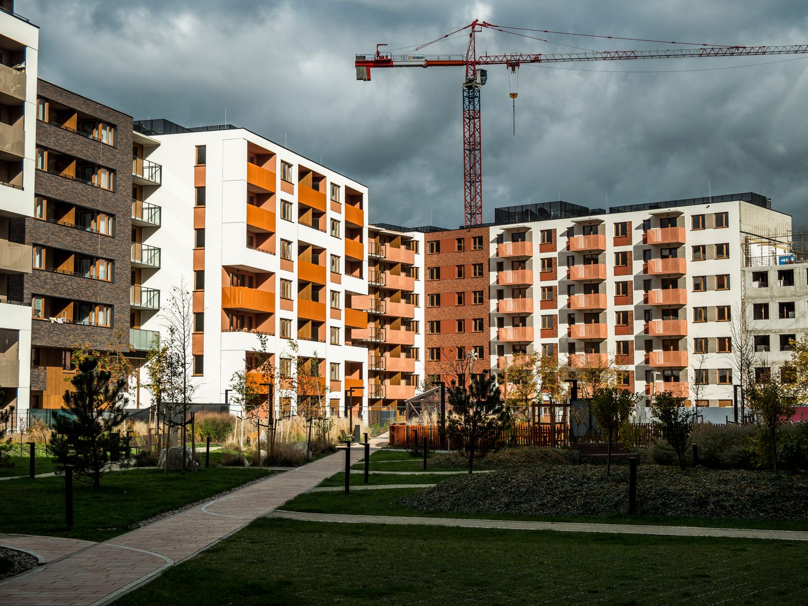 North Bucharest Marketing SRL: cifră de afaceri de 34,6 milioane de lei, dar profit și datorii în scădere