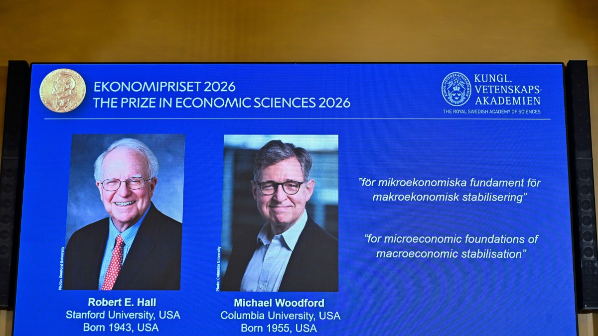 Robert Hall și Michael Woodford au câștigat Premiul Nobel pentru Economie în 2026