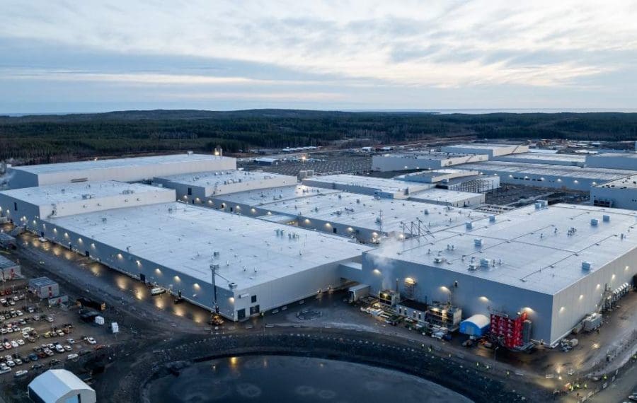 România vizează instalarea a 1.200 MW de capacitate de stocare în baterii până în anul 2030
