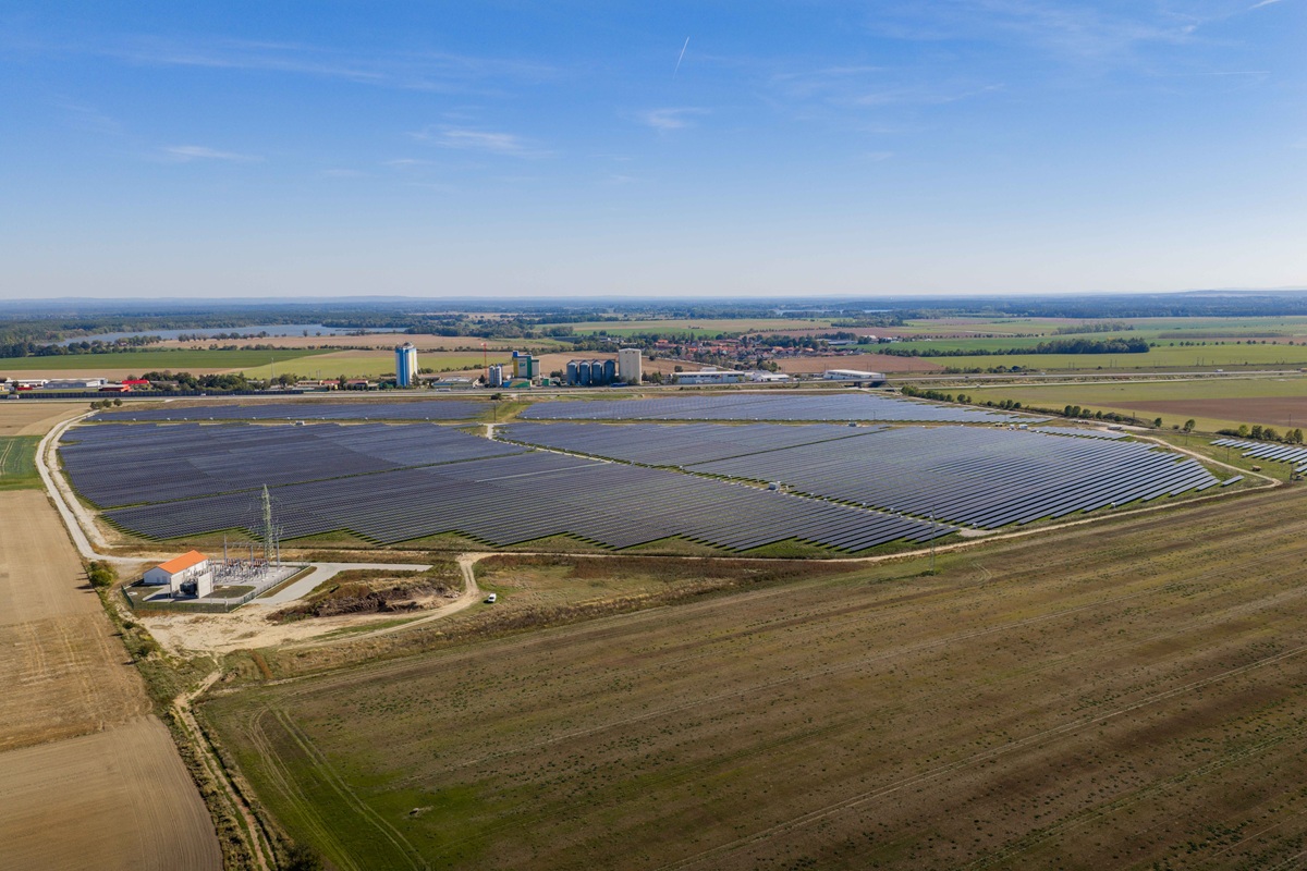 Enery lansează în Cehia o centrală fotovoltaică de 37 MWp pentru furnizarea de energie către BENTELER