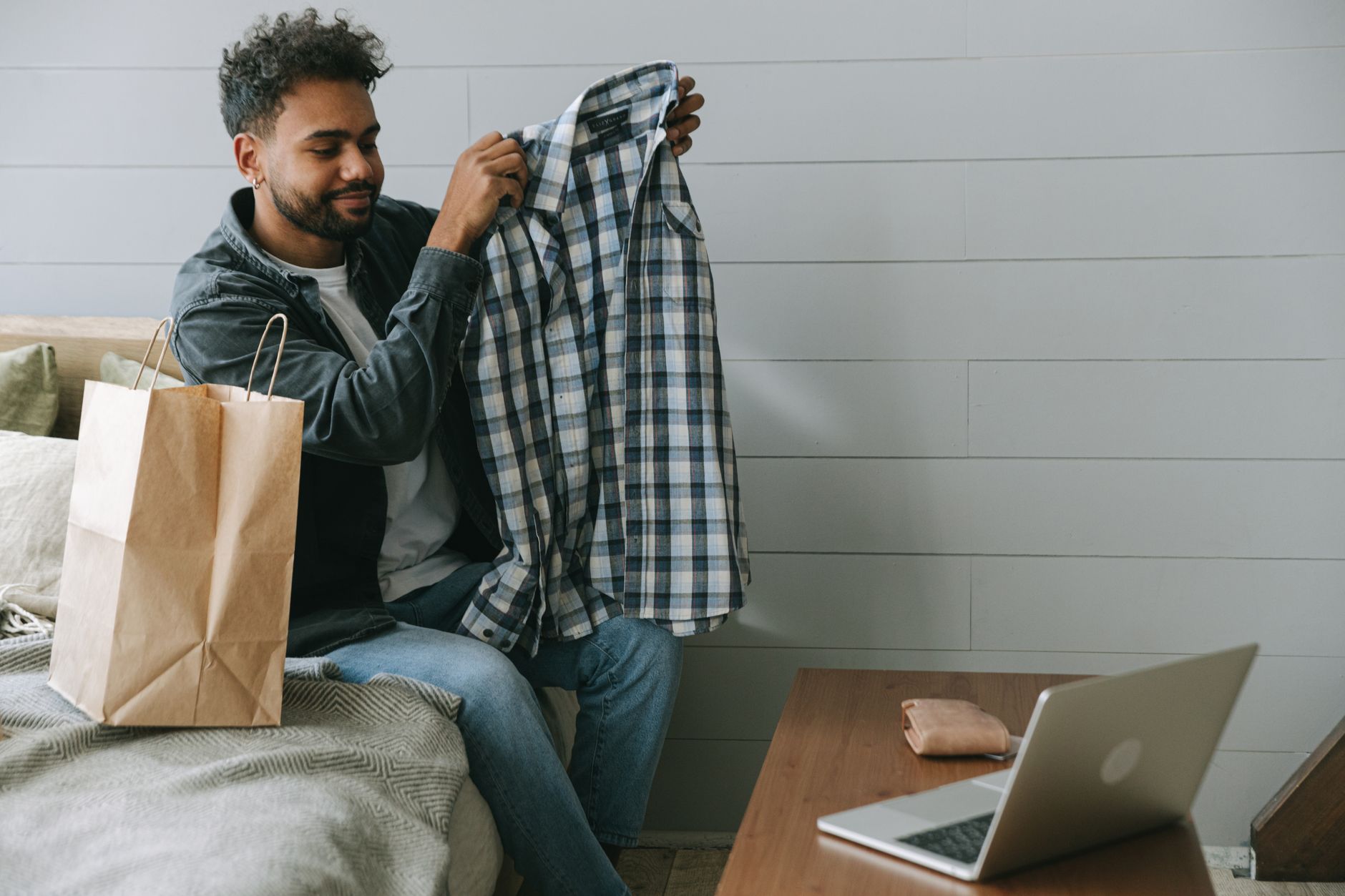 eMAG estimează vânzări de peste un miliard de lei la Black Friday 2026