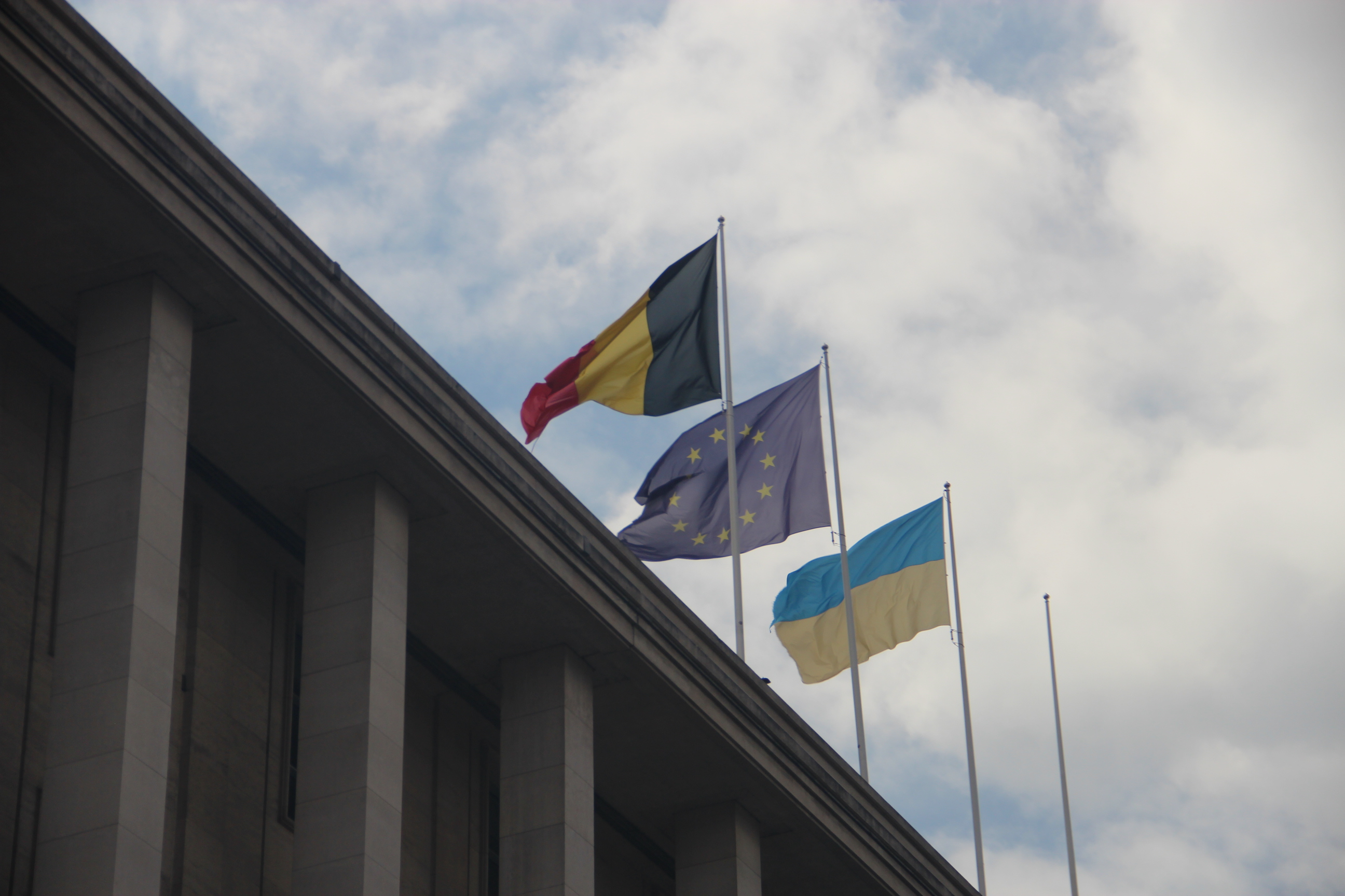 Producția industrială în România suferă o scădere accelerată, conform datelor INS