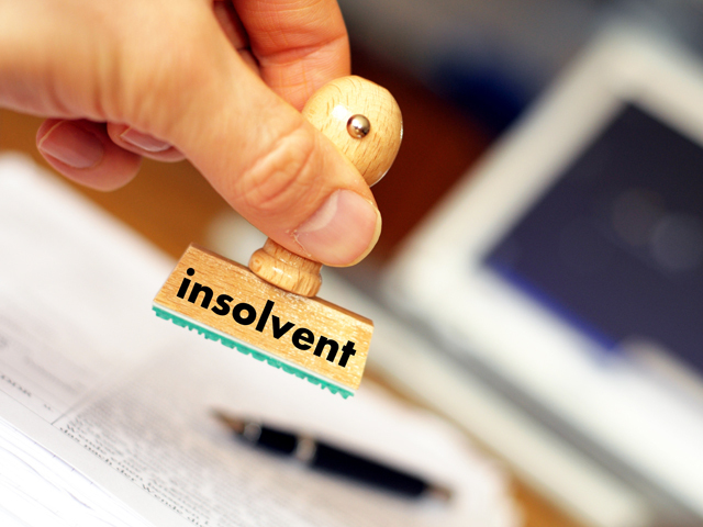 Creșterea insolvențelor în România în prima parte a anului 2026: Impactul sectoarelor de comerț și construcții
